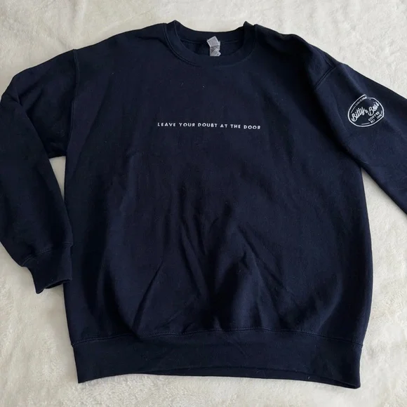 Bitty & Beau’s Coffee Leave Your Doubt At The Door Crewneck Size Medium - Picture 2 of 8